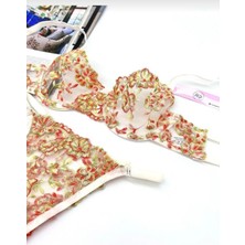 Eleos Boutique Çiçek İşlemeli İç Çamaşır Takımı