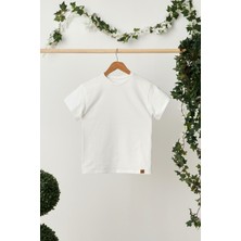 Babygiz Beyaz Erkek Çocuk Kısa Kollu Bisiklet Yaka Terletmez, Yumuşak Rahat %100 Pamuklu Penye T-Shirt