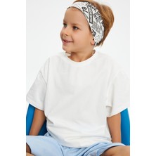 Babygiz Beyaz Desenli-Beyaz Erkek Çocuk Pamuklu Penye Oversize Beyaz T-Shirt Bandana 2'li Takım
