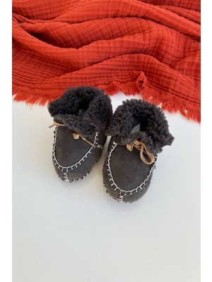 Babywom Önden Bağcıklı Süet Bebek Botu