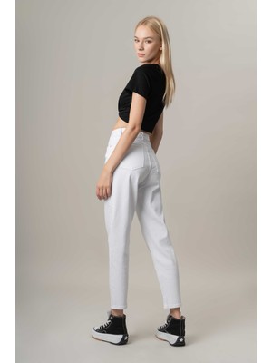 Its Basic Kadın Beyaz Renk Likralı Mom Fit Denim Pantolon
