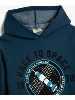 Koton Kapşonlu Sweatshirt Şardonlu Uzay Temalı Baskılı Pamuklu