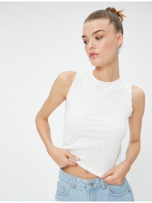 Koton Crop Atlet Slim Fit Dokulu Kolsuz