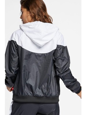 Nike AR3092-010 Windrunner Kapüşonlu Kadın Mont