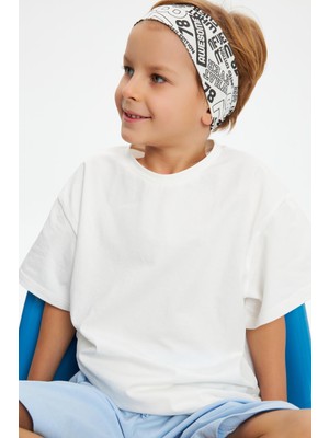 Babygiz Beyaz Desenli-Beyaz Erkek Çocuk Pamuklu Penye Oversize Beyaz T-Shirt Bandana 2'li Takım