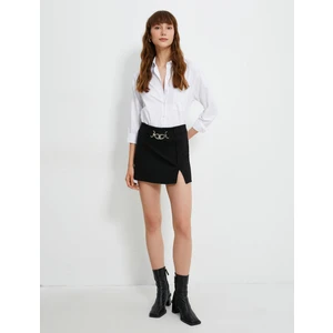 Mini Şort Etek Yırtmaçlı Zincir Kemer Detaylı