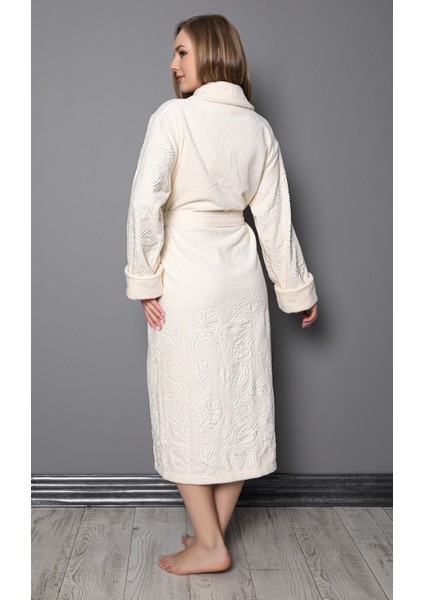 Krem Şal Yaka Eteği Jakarlı Bambu Pamuklu Bayan Bornozu fırsatları