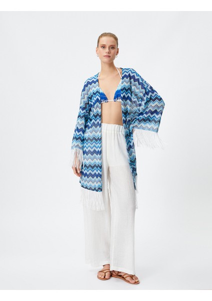 Kimono Kolları ve Eteği Püsküllü Rahat Kesim