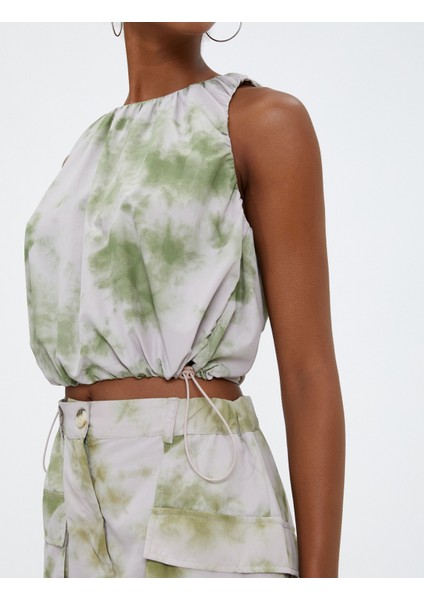 Paraşüt Crop Bluz Kolsuz Batik Desenli Yuvarlak Yaka