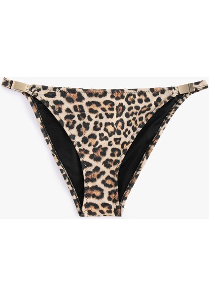 Leopar Desenli Bikini Altı Metal Aksesuarlı