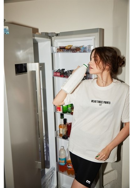 Beyaz Weeknd Oversize T-Shirt modelleri