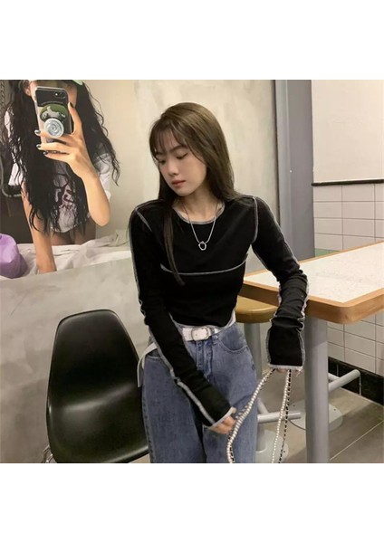 Beyaz Dikiş Detaylı Düz Siyah Yarım Kadın Uzun Kollu Crop fiyatları