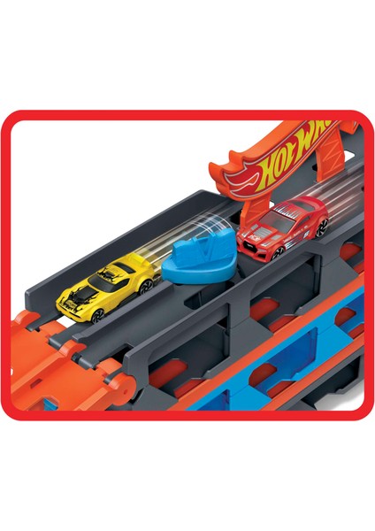 Hot Wheels Sürat Pistli Tır, 3 Adet 1:64 Ölçekli Araba İçerir, 4-8 Yaş Arası Çocuklar İçin GVG37