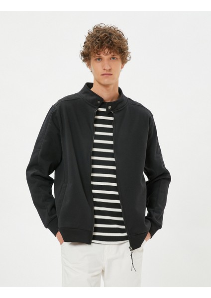 Fermuarlı Sweatshirt Cep Detaylı Yuvarlak Yaka Çıtçıt Düğmeli