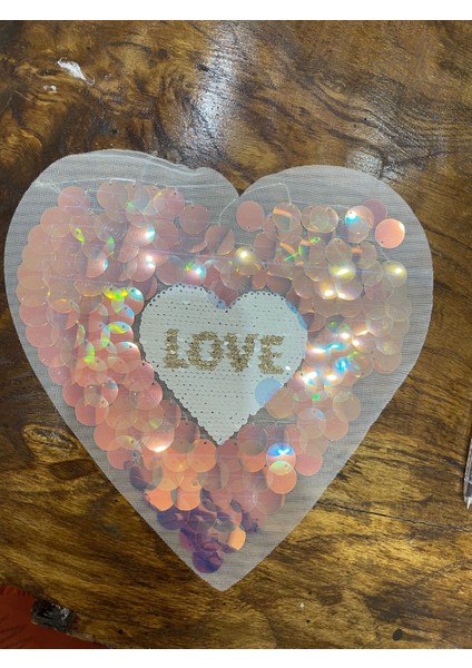 22X23 cm Payetli Love Yazılı Beyaz Kalp Plike Arma Yama Dikiş Hobi Aksesuarı