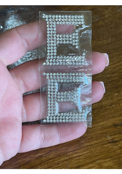 4x3 cm 2 Adet Ütü Ilee Yapışan Taşlı E Harfi Aplike Arma Yama Dikiş Hobi