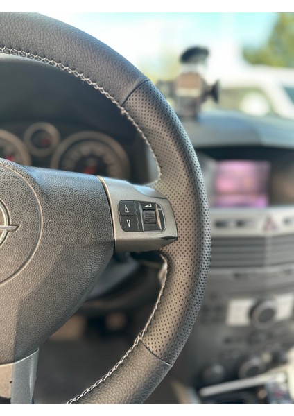 Opel Astra H Kasa Araca Özel Direksiyon Kılıfı (Açıklamayı Okuyunuz) fırsatları