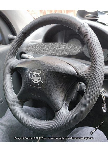 Peugeot Partner 2009 Araca Özel Deri Direksiyon Kılıfı (Noktalı Düz)