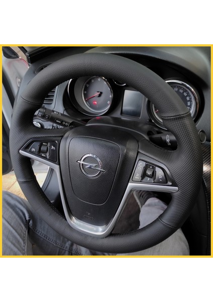 Opel Astra J Araca Özel Direksiyon Kılıfı (Bombeli Derili Araclara Uyumlu)