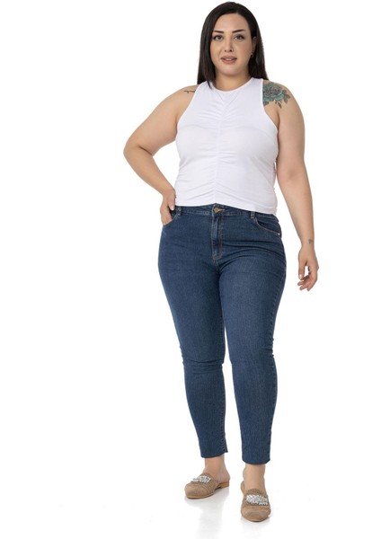 Büyük Beden Önü ve Yanları Drapeli Halter Yaka Beyaz Body fiyatları