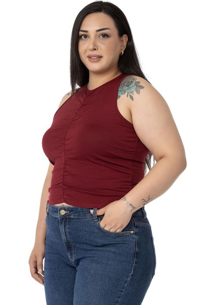 Büyük Beden Önü ve Yanları Drapeli Halter Yaka Bordo Body fırsatları