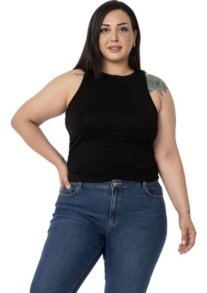Büyük Beden Önü ve Yanları Drapeli Halter Yaka Siyah Body