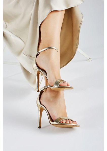 Sophia Kadın Dore Cilt Hakiki Deri Topuklu Ayakkabı 613 23968 Bn Sndlt Y23 modelleri