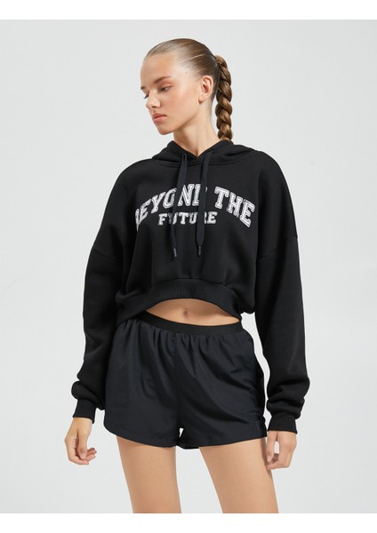 Crop Sweatshirt Spor Slogan Nakışlı Kapüşonlu Ribanalı modelleri