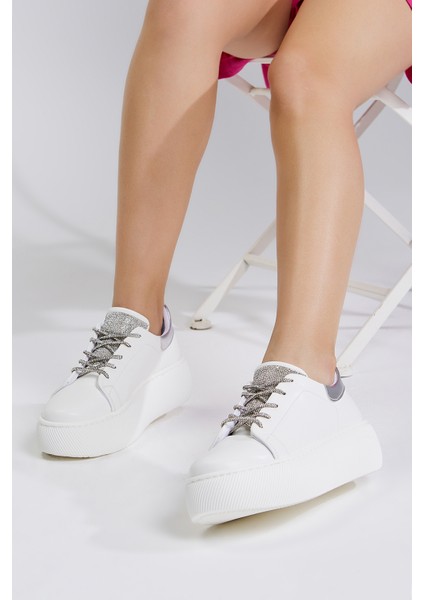 Moena Kadın Beyaz Vegan Spor Ayakkabı 829 780 Bn Ayk Y23 fırsatları