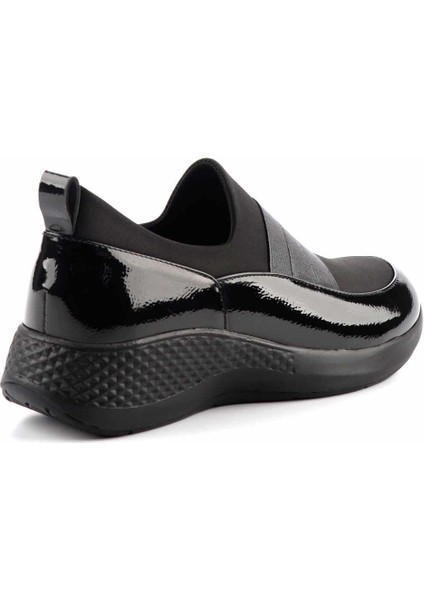 Siyah Kırışık Rugan Kadın Casual Ayakkabı K01724103308 fırsatları
