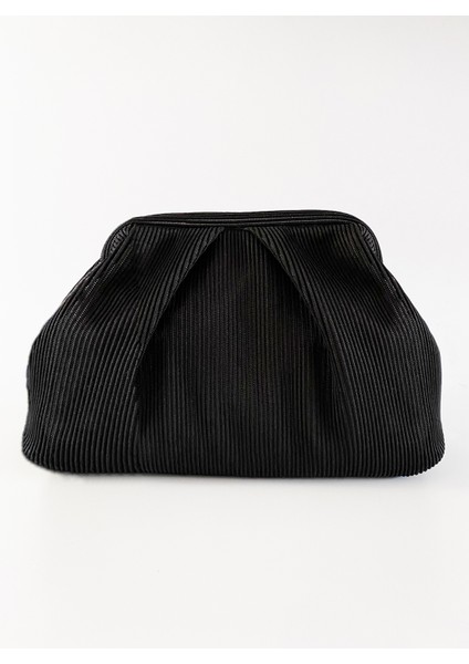 Kadın Siyah Piliseli Clutch El Çantası