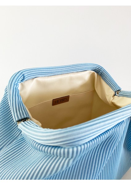 Kadın Açık Mavi Piliseli Clutch El Çantası