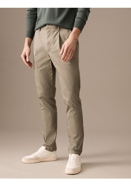 Tapered Fit Chino Pantolon