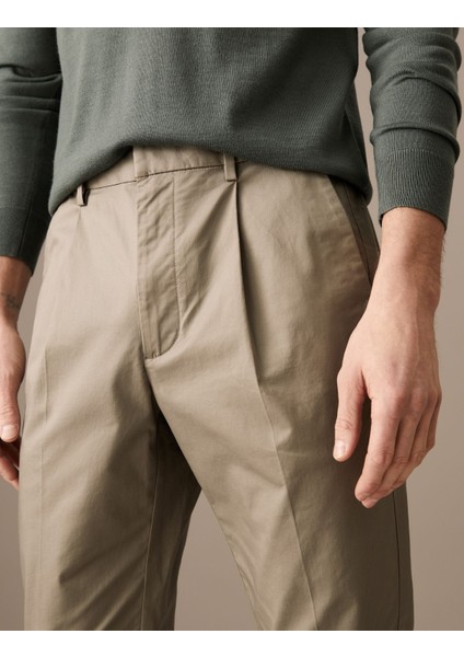 Tapered Fit Chino Pantolon