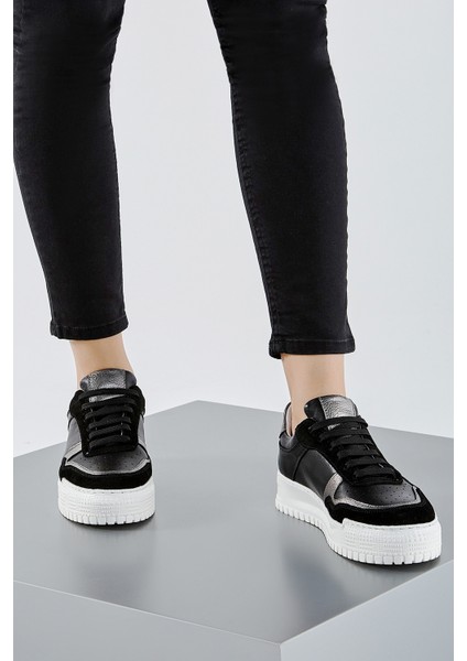 Celeste Kadın Siyah Multi Hakiki Deri Sneakers & Spor Ayakkabı 957 39260 Bn Ayk Y23 fiyatları