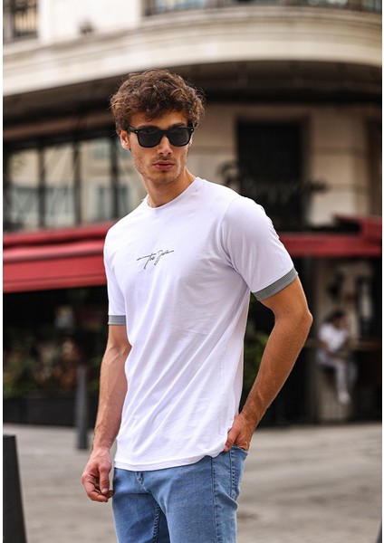 Nakışlı Slim Fit Erkek Tişört %100 Pamuk Bisiklet Yaka T-Shirt