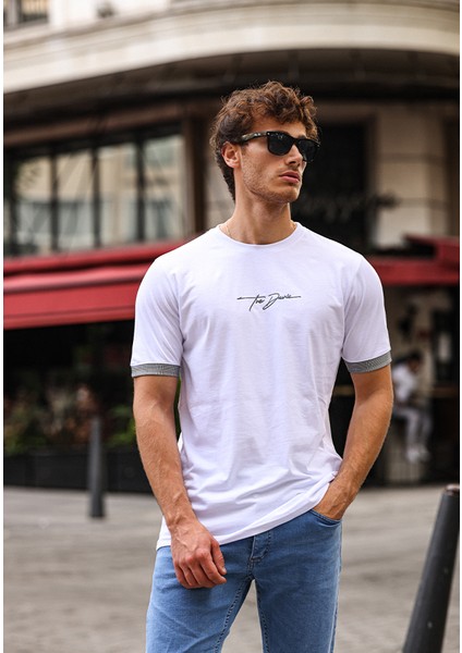Nakışlı Slim Fit Erkek Tişört %100 Pamuk Bisiklet Yaka T-Shirt fiyatları