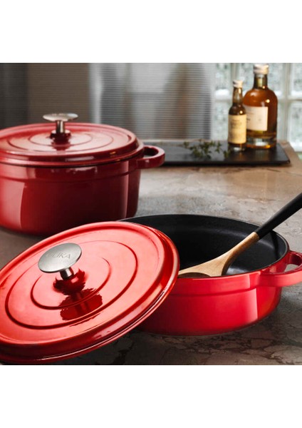 Iron 24 cm Demir Döküm Basık Tencere Kırmızı fırsatları