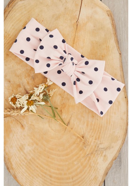 Pudra Siyah Puantiyeli El Yapımı Yumuşak Fiyonk Bağlamalı Doğal Pamuklu Penye Bebek Çocuk Kız Bandana BEST OF SERİSİ modelleri