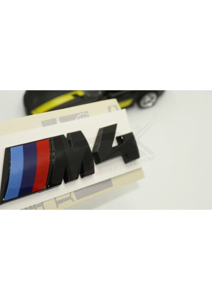 Bmw M4 Bagaj Parlak Siyah Abs 3m 3D Yazı Logo Orjinal Ürün