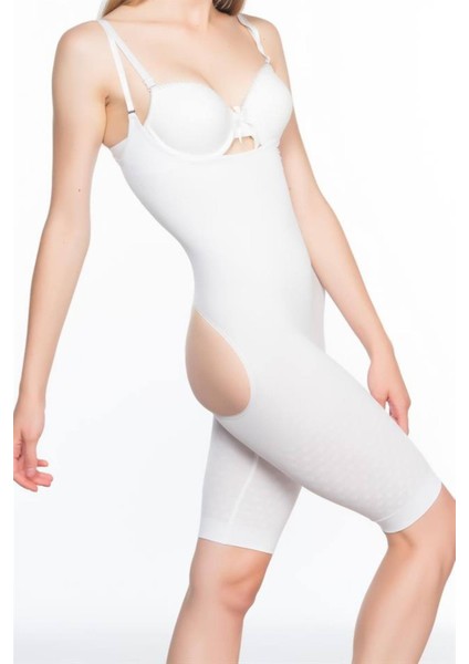 Beyaz Popo ve Göğsü Açık Paçalı Boy Korse