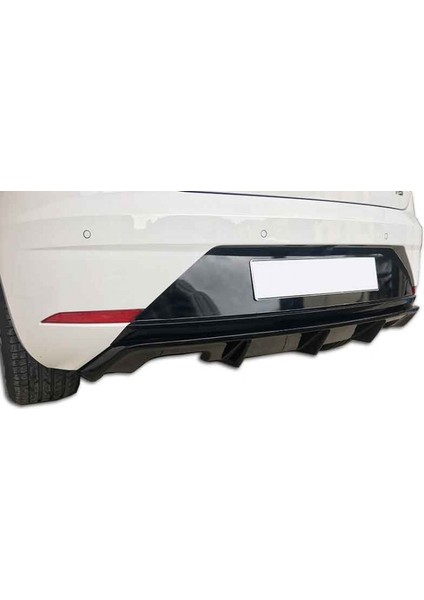 Seat Leon (2017 - 2019) Çift Çıkış Arka Tampon Eki - Difüzör (Plastik) fiyatları