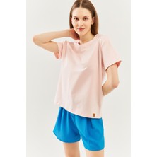 Butikgiz Pudra Oversize Rahat Pamuklu Penye Bisiklet Yaka Kısa Kol Basic T-Shirt