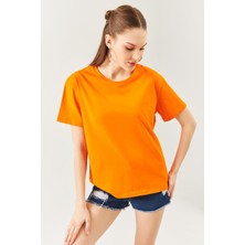 Butikgiz  Turuncu Oversize Rahat %100 Pamuklu Penye Bisiklet Yaka Kısa Kol Basic T-Shirt