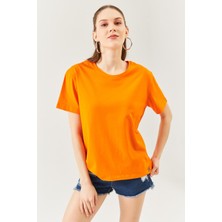 Butikgiz  Turuncu Oversize Rahat %100 Pamuklu Penye Bisiklet Yaka Kısa Kol Basic T-Shirt