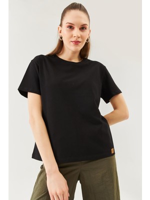 Butikgiz Siyah Oversize Rahat Pamuklu Penye Bisiklet Yaka Kısa Kol Basic T-Shirt