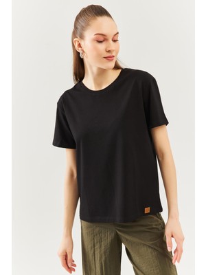 Butikgiz Siyah Oversize Rahat Pamuklu Penye Bisiklet Yaka Kısa Kol Basic T-Shirt