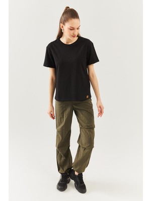 Butikgiz Siyah Oversize Rahat Pamuklu Penye Bisiklet Yaka Kısa Kol Basic T-Shirt