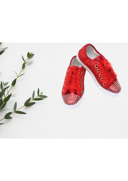 Önü Taşlı Converse Ayakkabı