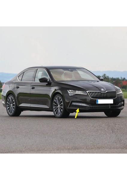 Skoda Superb 2020-2023 Sağ Sis Farı Çerçevesi Kromlu 3V0853666B